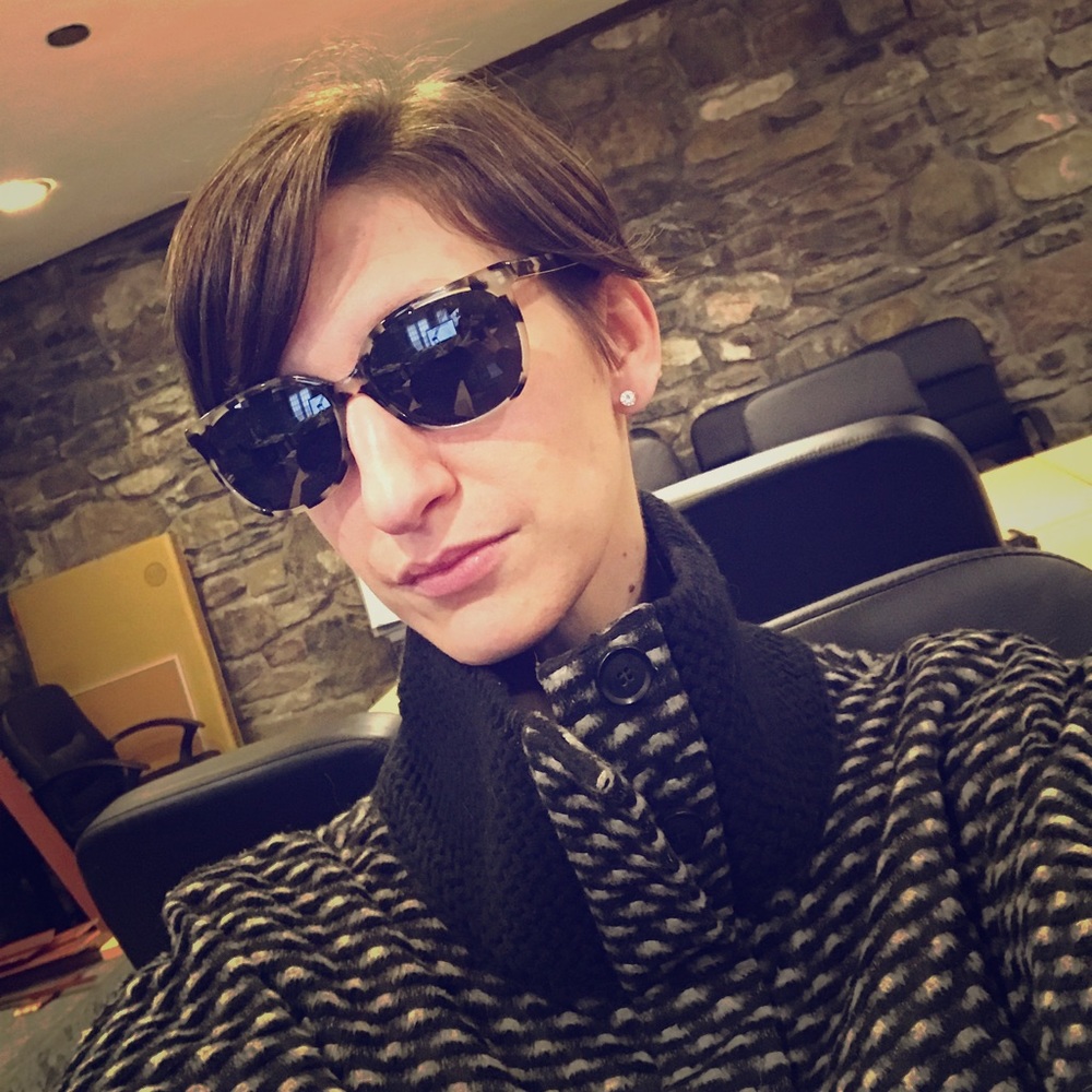 Meet your Posher, Stephanie